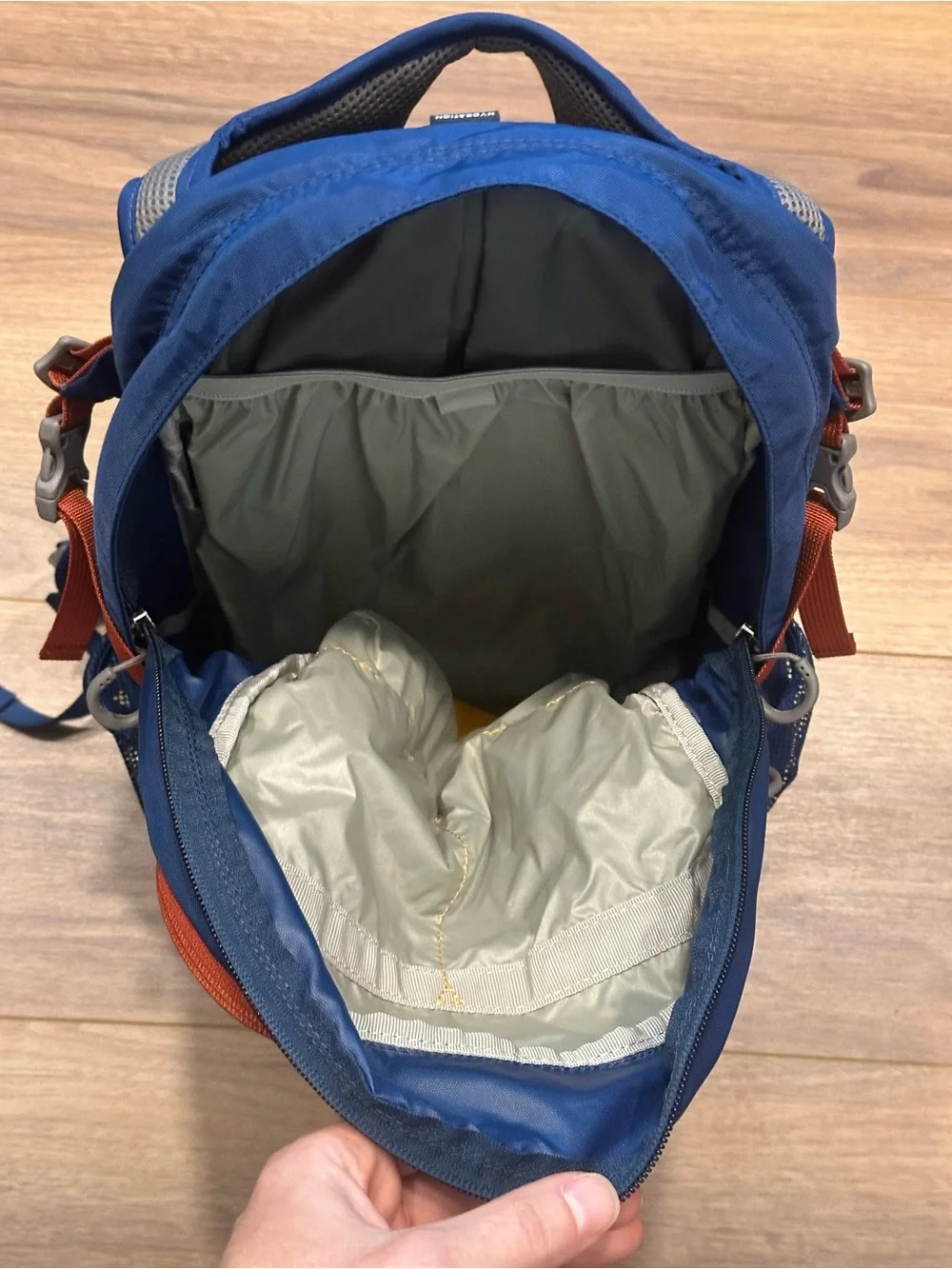 Osprey Daylite Backpack in Blue/Yellow